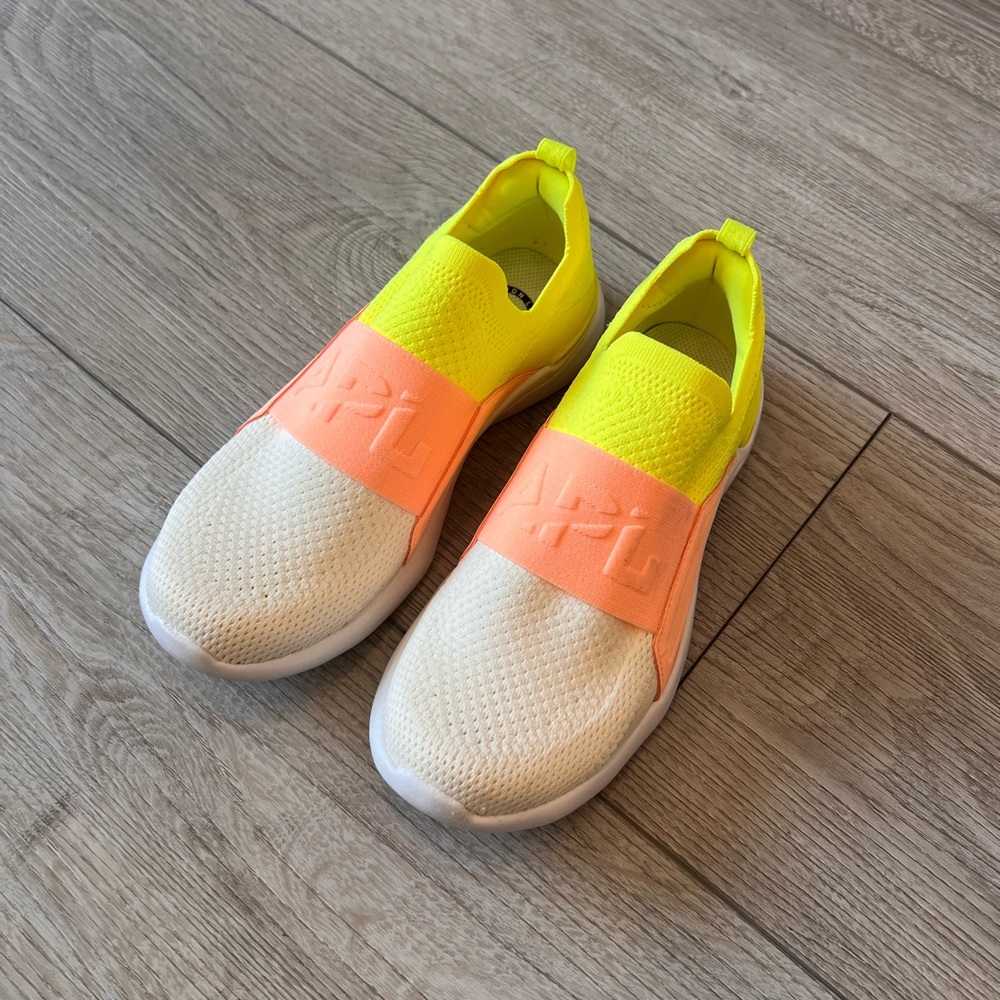 APL techloom slip on - neon
